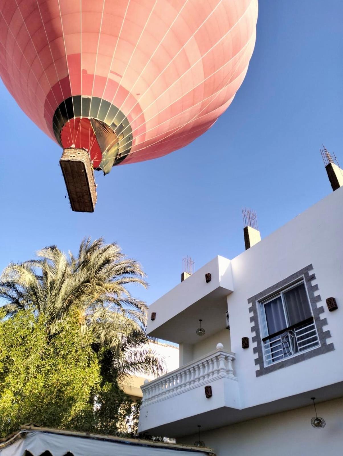 Moon House Of Luxor Apartment Exterior photo