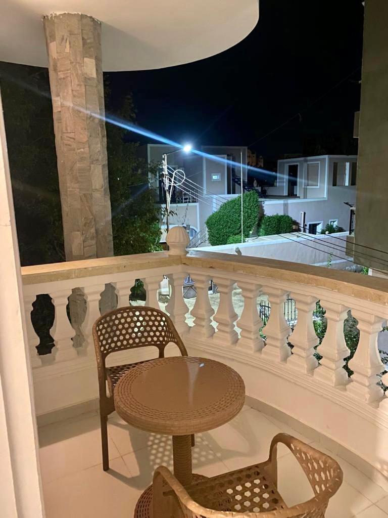 Moon House Of Luxor Apartment Exterior photo